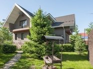 Россияне рассказали, как часто бывают на даче
