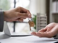 Каждая вторая квартира, проданная в новостройках Москвы, относится к бизнес-классу Каждая вторая квартира, проданная в новостройках Москвы, относится к бизнес-классу