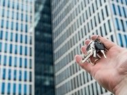 Объём инвестиций в коммерческую недвижимость за год снизился на четверть