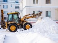 Штрафы для УК за плохую уборку снега во дворах хотят повысить Штрафы для УК за плохую уборку снега во дворах хотят повысить