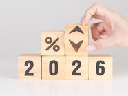 Банки решили не снижать ставки по рыночной ипотеке вслед за ключевой ставкой