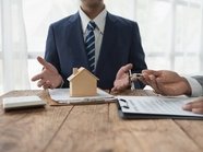В Минстрое считают рискованным включение в ипотеку комиссии риелтора