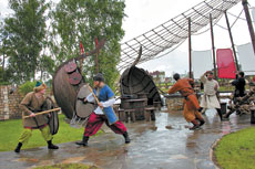 Праздник в поселке. И весело, и прибыльно