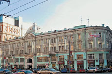 Вдоль по Питерской, вдоль да по Тверской…