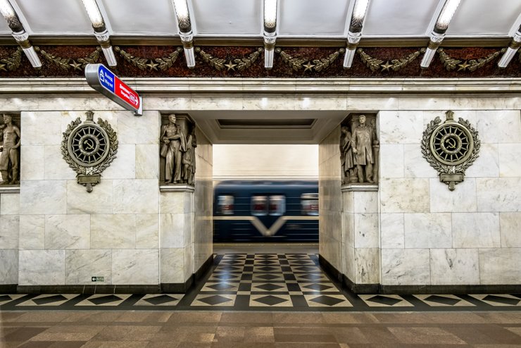 Власти Петербурга задолжали за строительство метро 10 млрд рублей