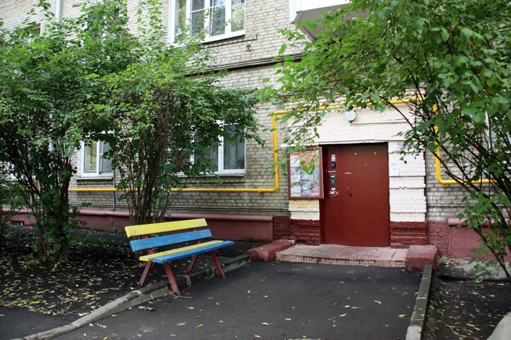 В Петербурге жильцам дома «вручили» в собственность дорогу