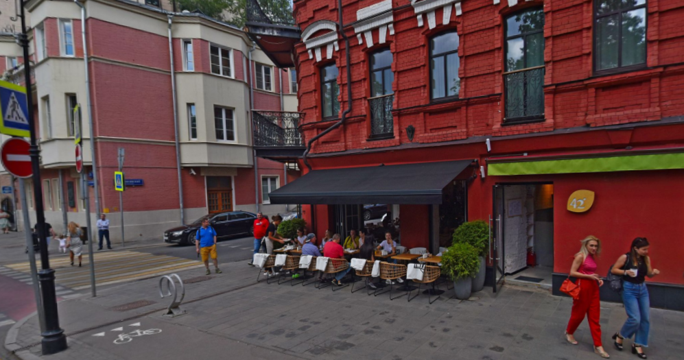 После благоустройства улиц Москвы количество летних кафе выросло в 1,5 раза