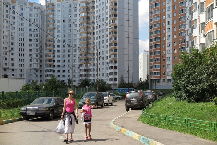 Покупатели хотят жить в пределах ТТК, но быстрее приобретают квартиры в Новой Москве