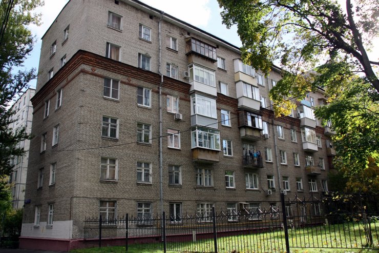 Жильцов многоэтажки под Казанью расселили из-за просевшего фундамента