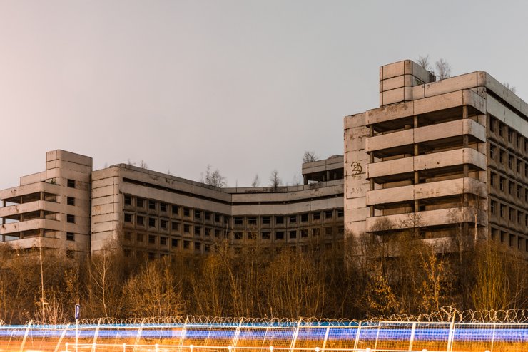 В Москве стартовал снос Ховринской больницы