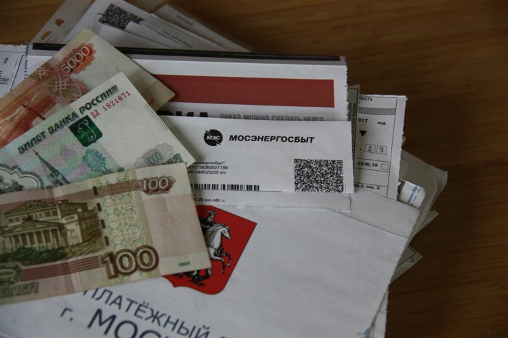 Среднестатистическая семья  платит за ЖКУ 5 тысяч рублей в месяц