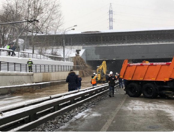 В Москве затопило Волоколамский транспортный тоннель