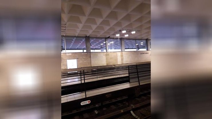 В Петербурге затопило станцию метро «Девяткино»