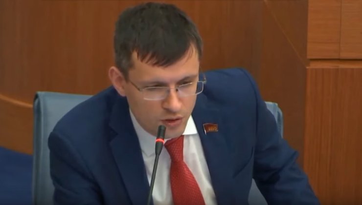 Депутат Мосгордумы рассказал о беспределе и драках на публичных слушаниях