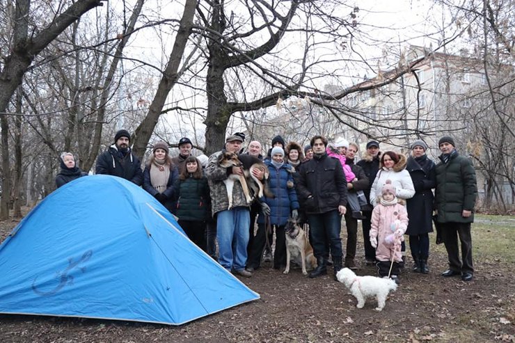 В Кунцево местные жители снова разбили палаточный лагерь