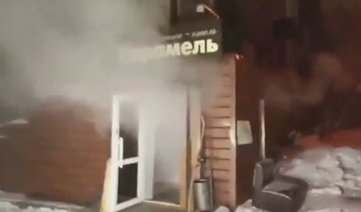 Пять человек погибли из-за прорыва трубы в хостеле в Перми