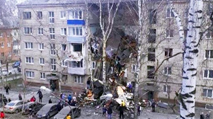 Взрывом газа разрушено несколько этажей в пятиэтажке в Орехово-Зуево