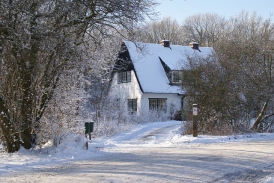 Спрос на вторичном загородном рынке зимой сохранился на высоком уровне