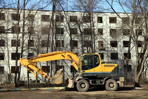 Аналитики выяснили, жители каких округов Москвы наиболее недовольны реновацией