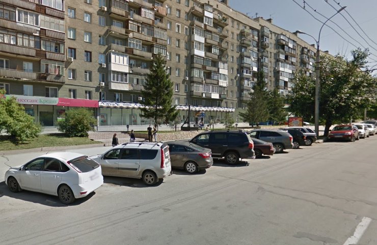 В Новосибирске жителей домов на Вокзальной магистрали лишат парковочных мест