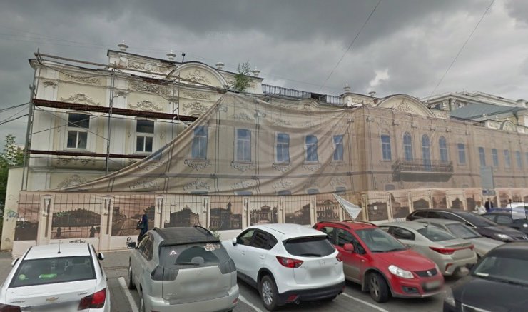 В Екатеринбурге пустят с молотка заброшенное здание-памятник на улице Попова