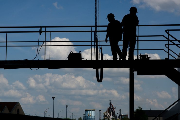 Московские власти не исключают привлечение заключенных к работе на стройках
