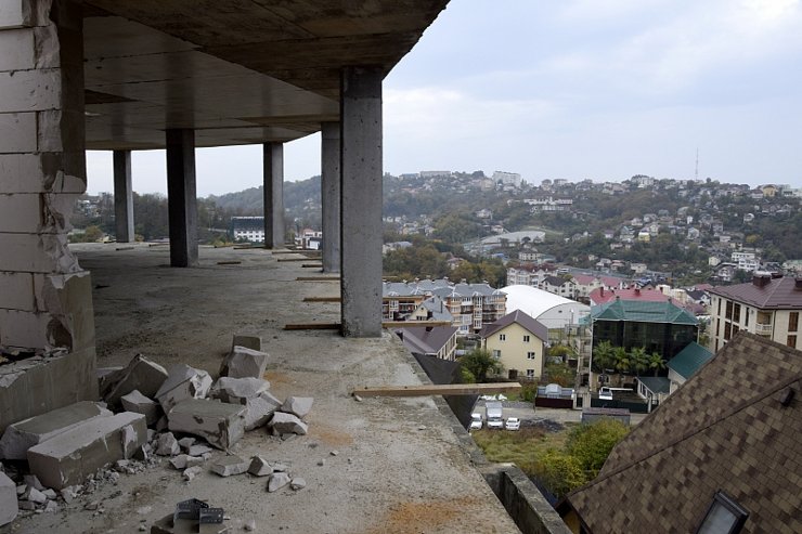 В Сочи с начала года выявили более 350 самостроев