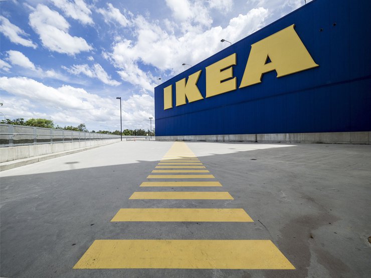 IKEA приостанавливает работу в России
