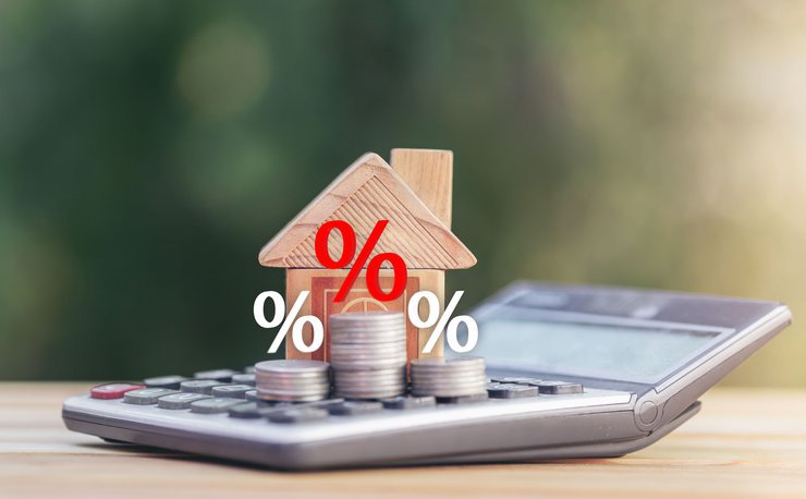 ВТБ повышает ставки по ипотеке до 23% годовых