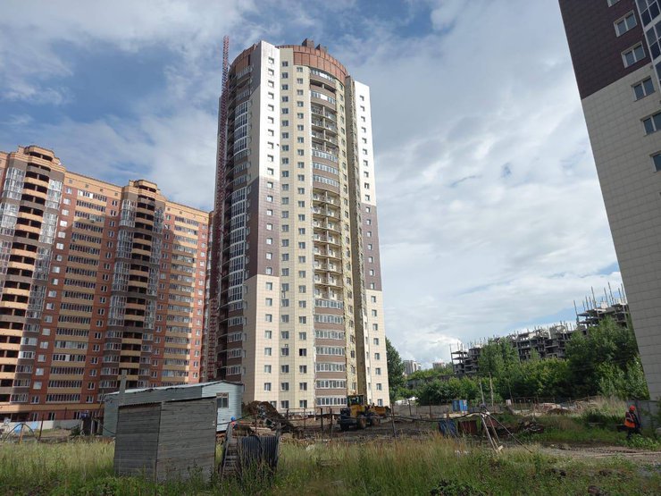 Долгострои в новосибирском микрорайоне «Закаменский» сдадут до конца 2023 года