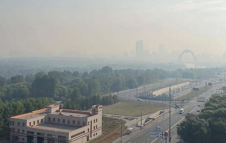 Москву накрыл смог от пожаров