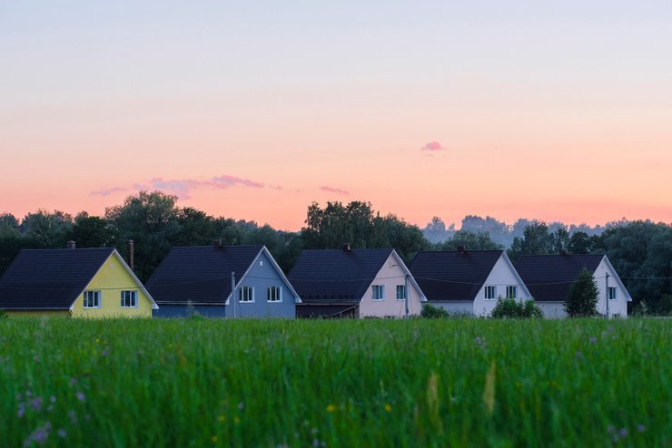 Системные девелоперы начинают строить дачи