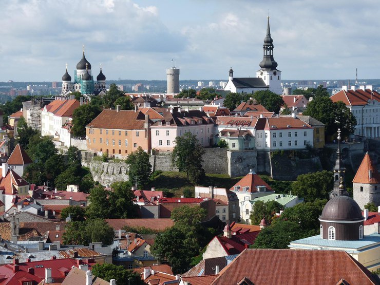 Россияне могут лишиться квартир в Эстонии из-за долгов за ЖКУ