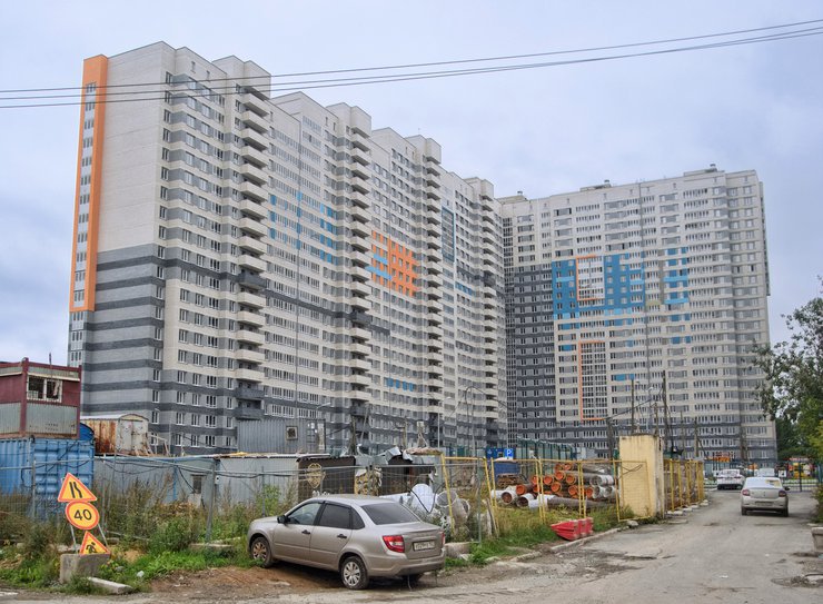 В Екатеринбурге стало меньше квартир, дешевеющих во время экспозиции