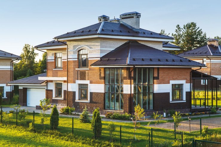 Спрос на вторичную «загородку» в Петербурге остается рекордно высоким