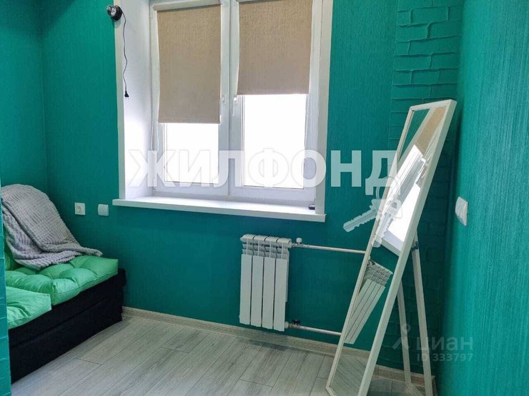 В Новосибирске выставили на продажу студию-подсобку площадью 10 «квадратов»