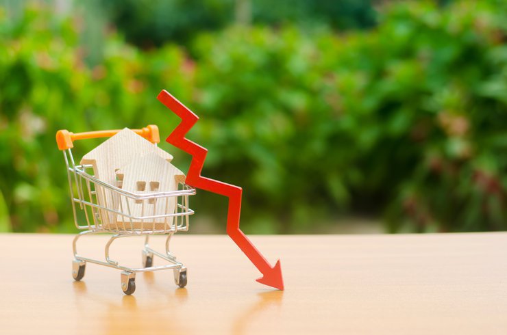 Объем инвестиций в недвижимость Санкт-Петербурга за год снизился на 40%