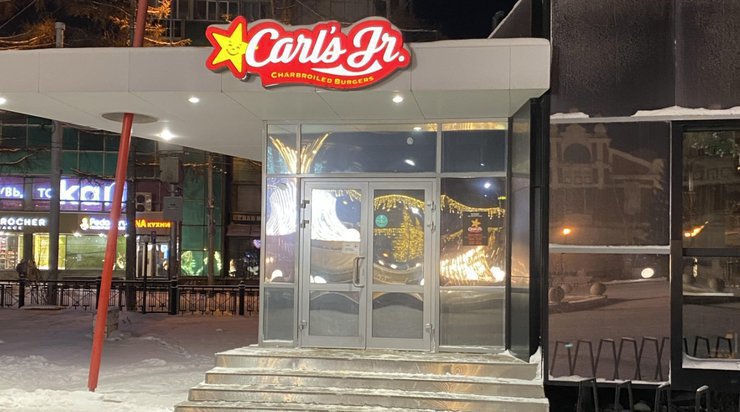 В Новосибирске по решению суда снесут павильон с рестораном в Первомайском сквере