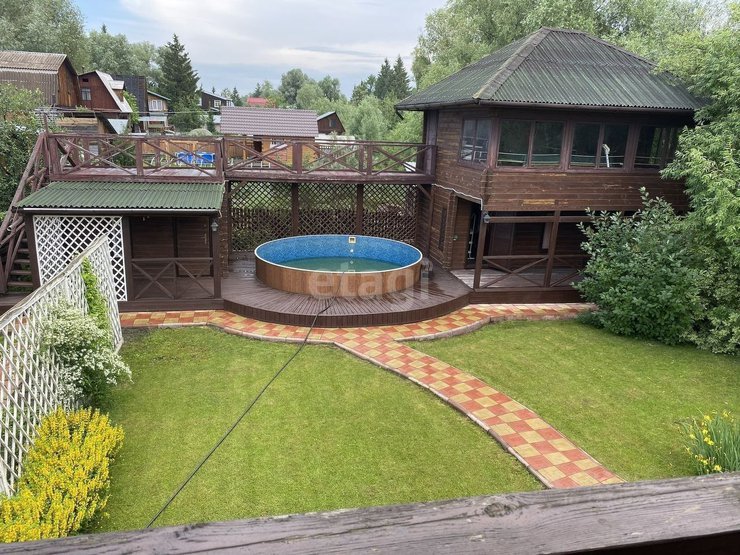 В Новосибирске самую дорогую дачу продают за 10 млн рублей