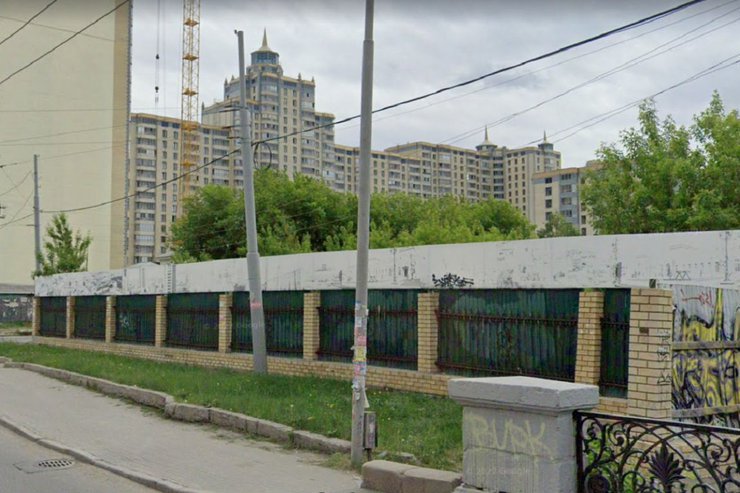 В Екатеринбурге хоккеисту Дацюку разрешат строить гостиницу на берегу Исети