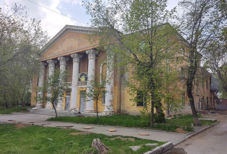 На месте офиса Всероссийского общества глухих в Екатеринбурге хотят построить жилье