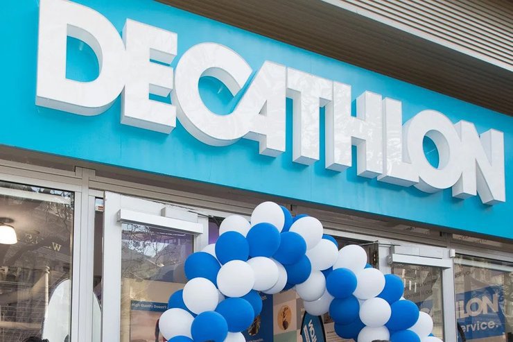 Стало известно, когда откроют обновленные магазины Decathlon
