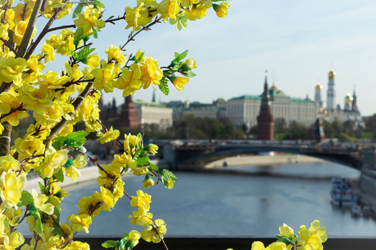 Сколько стоит отдохнуть на майские в России