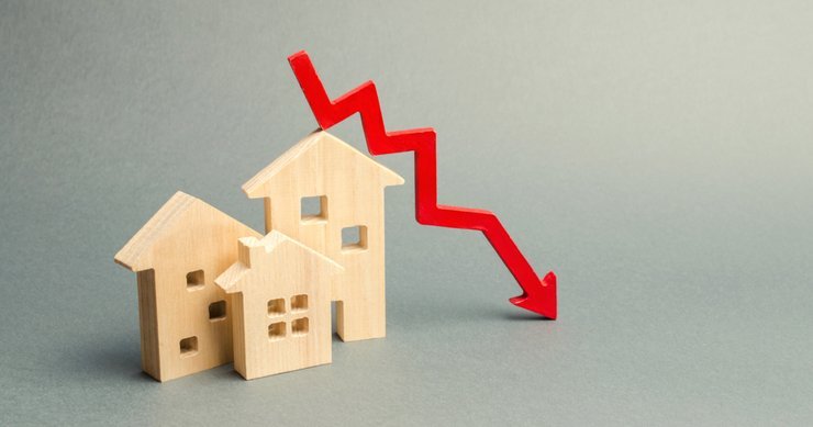 Выдача ипотеки за год сократилась на 44%
