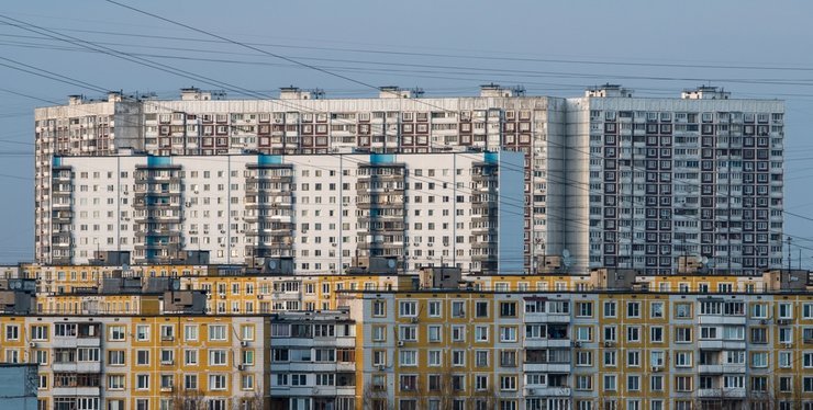 Эксперты предупредили о затоваривании на вторичном рынке