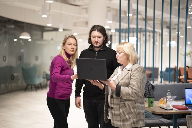 В Москве продаётся всего 18 квартир с видом на Кремль. Цены — от 26,5 млн до 2,93 млрд рублей В Москве продаётся всего 18 квартир с видом на Кремль. Цены — от 26,5 млн до 2,93 млрд рублей