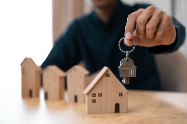 Продажу жилья по безналу предложили сделать обязательной