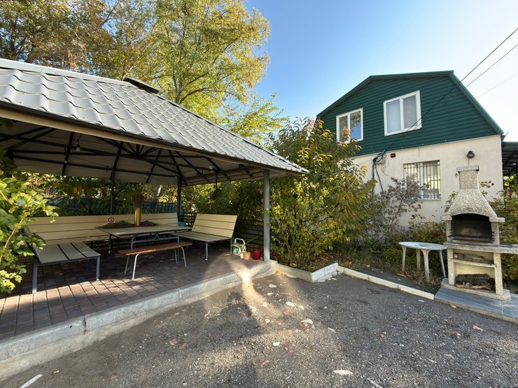 Беседка на участке: виды и строительство Беседка на участке: виды и строительство