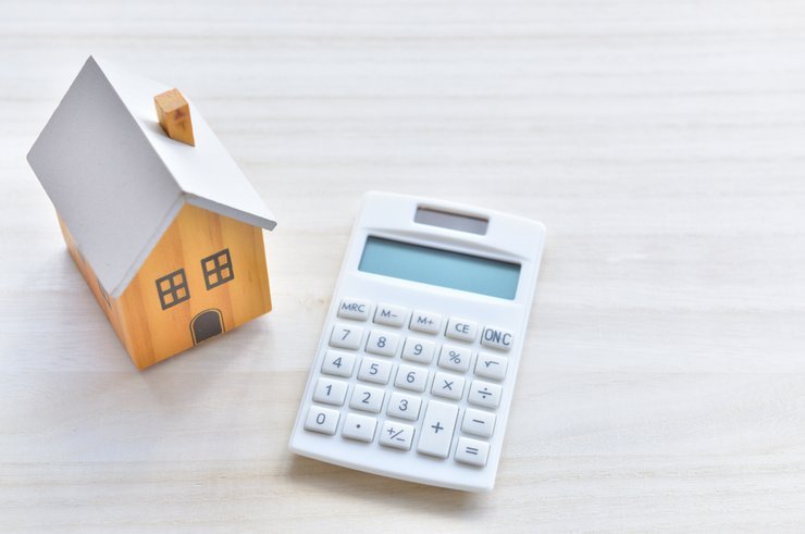 Об истечении сроков уплаты налогов за жильё напомнили в ФНС