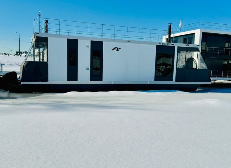 Квартиру пришвартовал